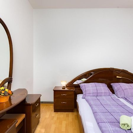 Apartments Meri Sveti Ivan  エクステリア 写真