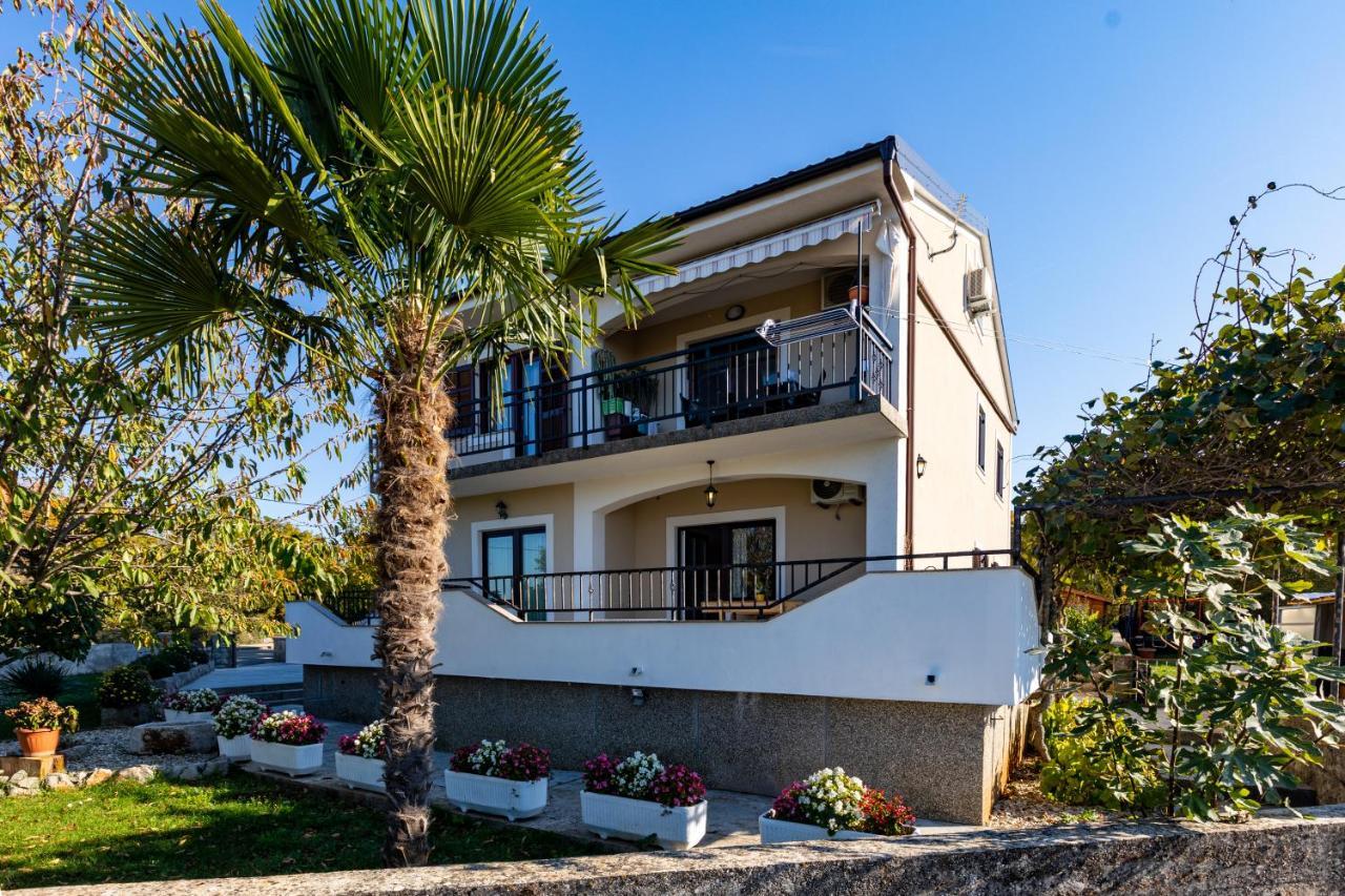 Apartments Meri Sveti Ivan  エクステリア 写真