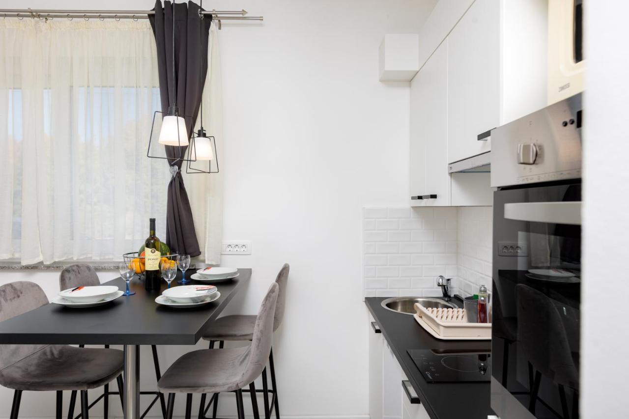 Apartments Meri Sveti Ivan  エクステリア 写真