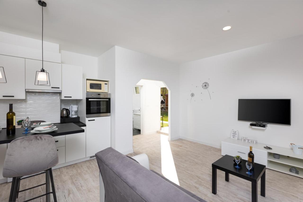 Apartments Meri Sveti Ivan  エクステリア 写真